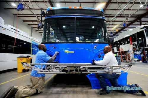 比亞迪美國工廠工人